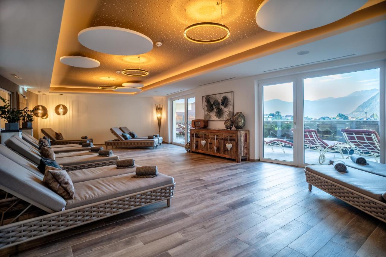 Vier Jahreszeiten Wellnessresort Achensee Maurach  Bagian luar foto