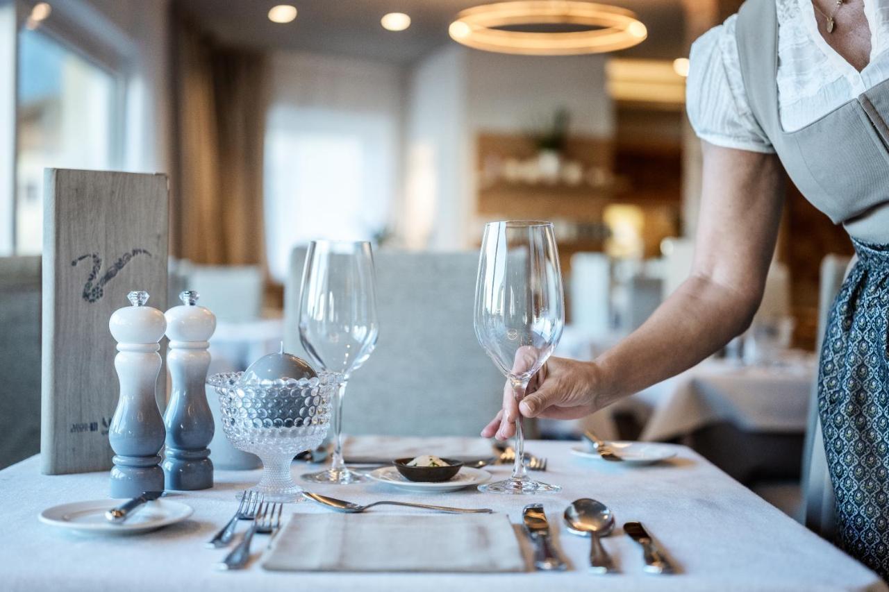 Vier Jahreszeiten Wellnessresort Achensee Maurach  Bagian luar foto