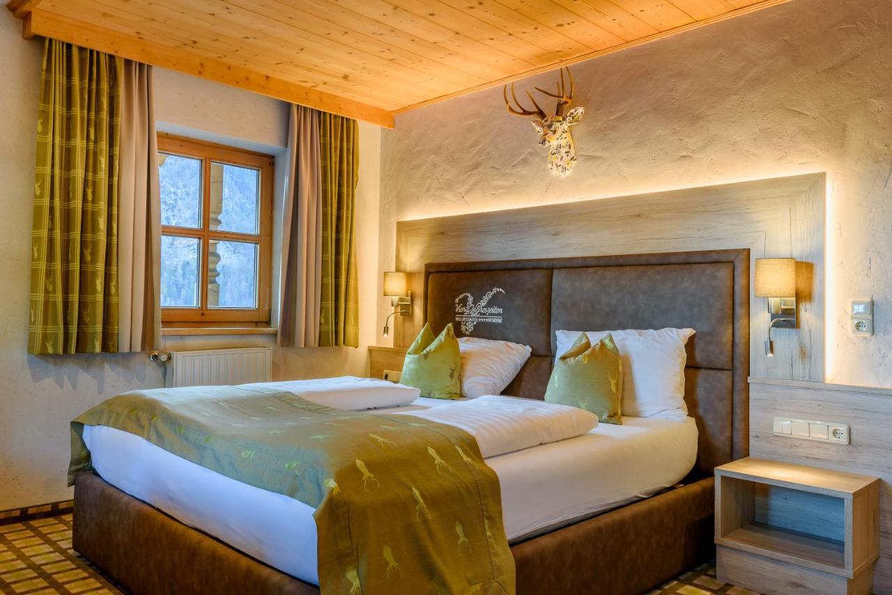 Vier Jahreszeiten Wellnessresort Achensee Maurach  Bagian luar foto